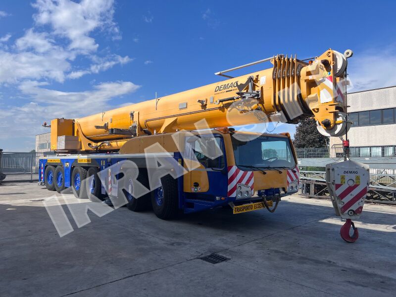 All terrain crane Demag AC300-6: picture 1
