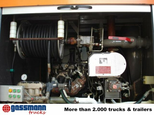 KSE 414 - Vacuum truck: picture 4 KSE 414 - Vacuum truck: picture 4