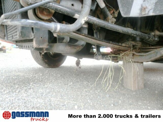 MAN L33 8.180 C 4x2, Unfallfahrzeug mit - Box truck: picture 3 MAN L33 8.180 C 4x2, Unfallfahrzeug mit - Box truck: picture 3