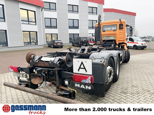 Hook lift truck, Crane truck MAN TGA 26.350/400 6x2-2 BL, Lenk-/Liftachse: picture 11 Hook lift truck, Crane truck MAN TGA 26.350/400 6x2-2 BL, Lenk-/Liftachse: picture 11