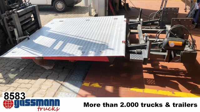 MBB C 1000 S Ladebordwand, teilbar - Tail lift: picture 1 MBB C 1000 S Ladebordwand, teilbar - Tail lift: picture 1