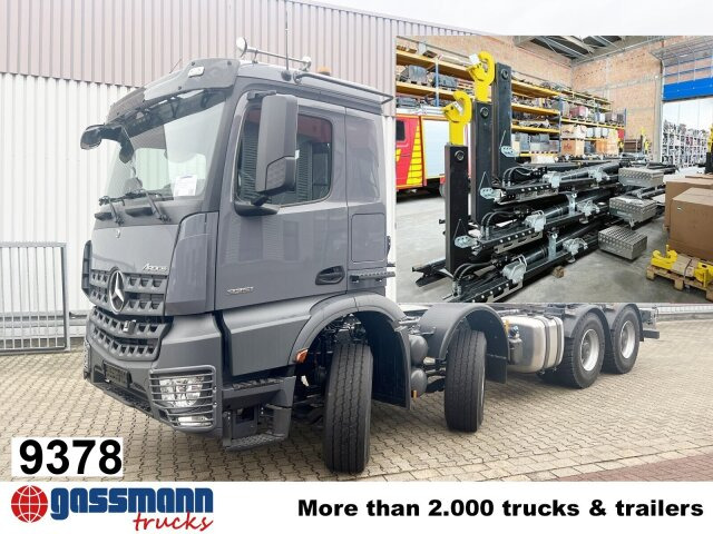 Mercedes-Benz Arocs 3251 L 8x4/4, Motorabtrieb - Hook lift truck: picture 1 Mercedes-Benz Arocs 3251 L 8x4/4, Motorabtrieb - Hook lift truck: picture 1