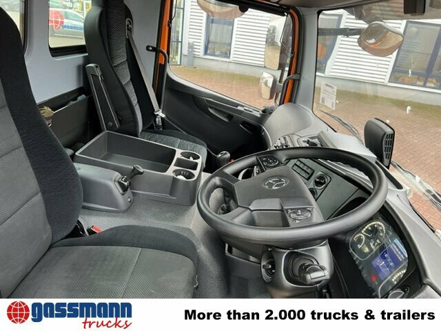 Mercedes-Benz Atego 1630 AK 4x4, 2x Nebenantrieb, Rechtslenker - Hook lift truck: picture 4 Mercedes-Benz Atego 1630 AK 4x4, 2x Nebenantrieb, Rechtslenker - Hook lift truck: picture 4