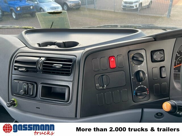 Mercedes-Benz Axor 2633 K 6x4 RHD - Cab chassis truck: picture 4 Mercedes-Benz Axor 2633 K 6x4 RHD - Cab chassis truck: picture 4