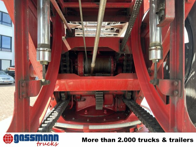 Mercedes-Benz LF 311 3250/3500 - Oldtimer Feuerwehrfahrzeug - Fire truck: picture 5 Mercedes-Benz LF 311 3250/3500 - Oldtimer Feuerwehrfahrzeug - Fire truck: picture 5