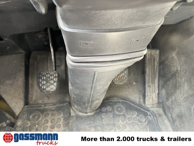 Mercedes-Benz SK II 2638/44 A 6x6, V8, Retarder - Cab chassis truck: picture 4 Mercedes-Benz SK II 2638/44 A 6x6, V8, Retarder - Cab chassis truck: picture 4