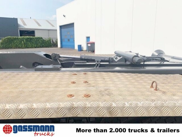 Scania R420 CB 8x4 MNZ, Retarder, Euro4 - Hook lift truck: picture 2 Scania R420 CB 8x4 MNZ, Retarder, Euro4 - Hook lift truck: picture 2