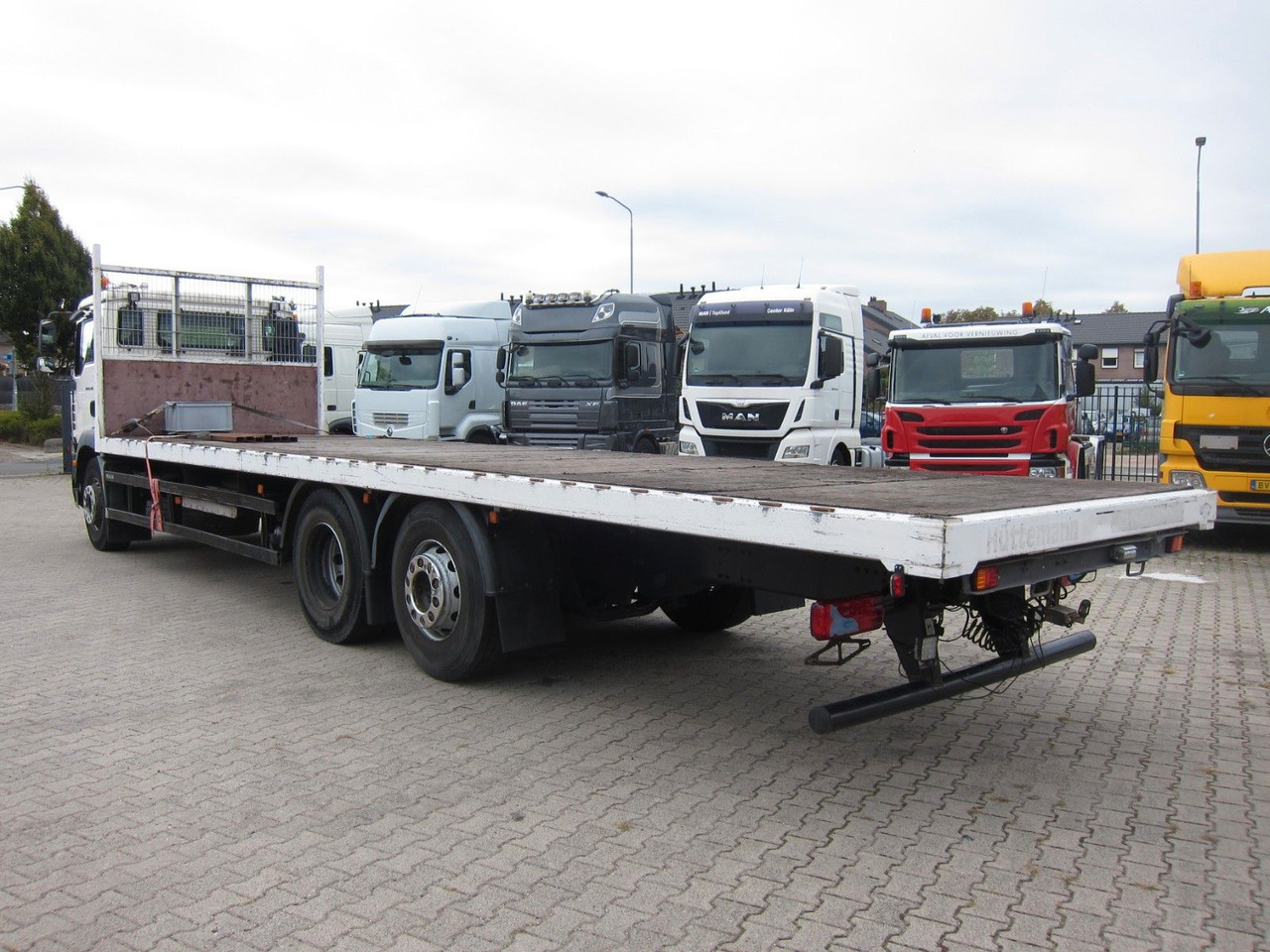 MAN TGM 26 340 6X2*4 BL Plateau Manual - Dropside/ Flatbed truck: picture 3 MAN TGM 26 340 6X2*4 BL Plateau Manual - Dropside/ Flatbed truck: picture 3