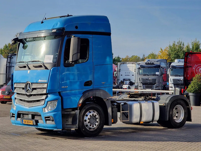 Mercedes-Benz Actros 1842 - 4x2 - Streamspace - Euro 6 - Fridge - Tractor unit: picture 3 Mercedes-Benz Actros 1842 - 4x2 - Streamspace - Euro 6 - Fridge - Tractor unit: picture 3