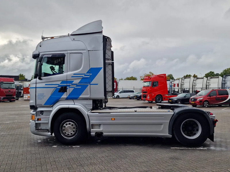 Scania R450 LA4x2MNBHighline Retarder/ PTO hydraulic - Tractor unit: picture 4 Scania R450 LA4x2MNBHighline Retarder/ PTO hydraulic - Tractor unit: picture 4