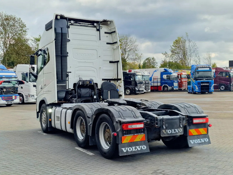 Volvo FH 16.750 Globetrotter XL 6x4 - Retarder - HUB Reduction - Low KM - Euro 5 - Tractor unit: picture 5 Volvo FH 16.750 Globetrotter XL 6x4 - Retarder - HUB Reduction - Low KM - Euro 5 - Tractor unit: picture 5
