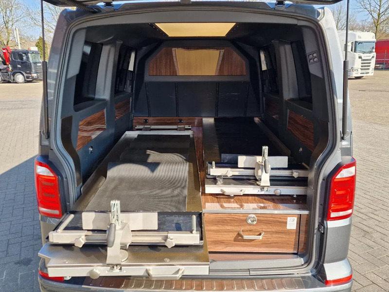 Car Volkswagen Multivan 2.0 TDI 150KW 4 Motion - Hearse / Leichenwagen / Rouwauto - 2x Coffin: picture 17 Car Volkswagen Multivan 2.0 TDI 150KW 4 Motion - Hearse / Leichenwagen / Rouwauto - 2x Coffin: picture 17