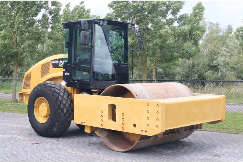 Roller Caterpillar CS78B | TRIMBLE GPS | GOOD CONDITION: picture 5
