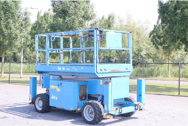 Genie GS-3369 RT | 12 METER | 454 kg - Scissor lift: picture 3 Genie GS-3369 RT | 12 METER | 454 kg - Scissor lift: picture 3