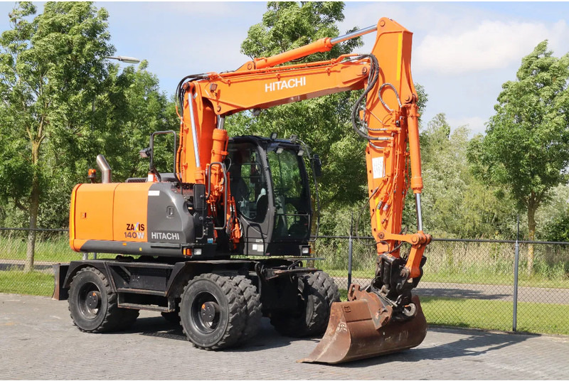 Hitachi ZX 140 W-5B | TILT QC | BUCKET | DOZER BLADE | DUTCH REG. - Wheel excavator: picture 5 Hitachi ZX 140 W-5B | TILT QC | BUCKET | DOZER BLADE | DUTCH REG. - Wheel excavator: picture 5