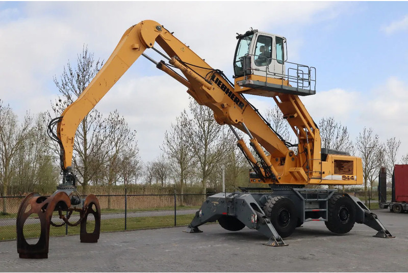 Liebherr A944 C HD | LOG GRAPPLE | HOLZGREIFER | TIMBER - Wheel excavator: picture 2 Liebherr A944 C HD | LOG GRAPPLE | HOLZGREIFER | TIMBER - Wheel excavator: picture 2