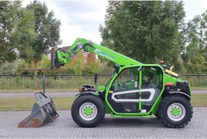 Merlo TF33.7-115LC TURBOFARMER | 40KM/H | BSS | FORKS | BUCKET - Telescopic handler: picture 1 Merlo TF33.7-115LC TURBOFARMER | 40KM/H | BSS | FORKS | BUCKET - Telescopic handler: picture 1