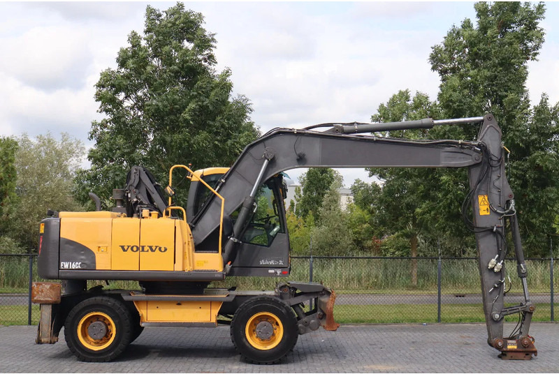 Volvo EW160 C | QUICK COUPLER | ELEVATING CABIN | UMSCHLAG - Waste/ Industry handler: picture 4 Volvo EW160 C | QUICK COUPLER | ELEVATING CABIN | UMSCHLAG - Waste/ Industry handler: picture 4