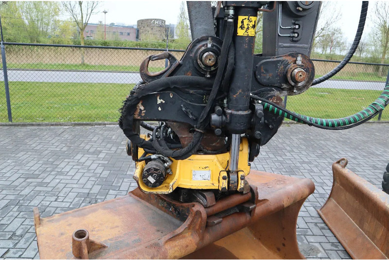 Wheel excavator Volvo EWR 150 E | ROTOTILT | BUCKET | TRAILER HYDR: picture 8