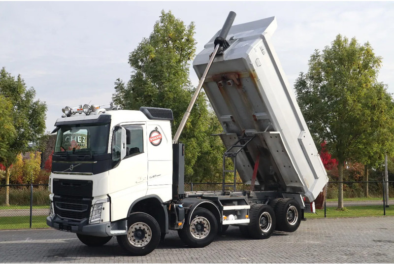 Volvo FH 540 | 8X4 | TANDEMLIFT | RETARDER | BIG AXLES | EURO 6 - Tipper: picture 1 Volvo FH 540 | 8X4 | TANDEMLIFT | RETARDER | BIG AXLES | EURO 6 - Tipper: picture 1