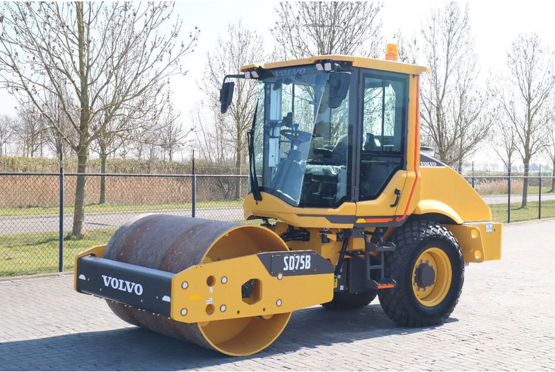 Volvo SD75B | SD 75 B | NEW / UNUSED | - Roller: picture 2 Volvo SD75B | SD 75 B | NEW / UNUSED | - Roller: picture 2