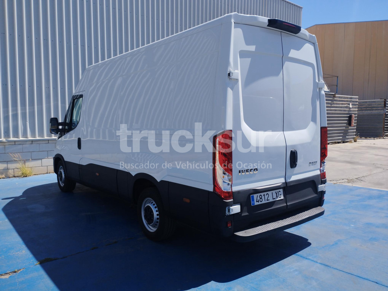 IVECO DAILY 35S16 F 12M3 - Box van: picture 3 IVECO DAILY 35S16 F 12M3 - Box van: picture 3