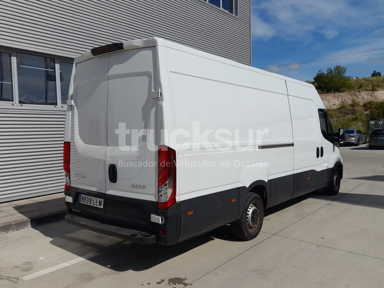 IVECO DAILY 35S16 - Box van: picture 4 IVECO DAILY 35S16 - Box van: picture 4