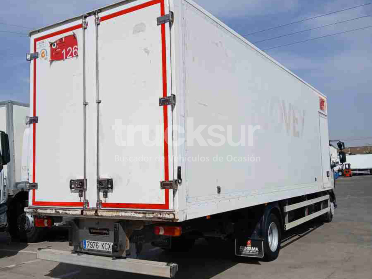 RENAULT D 12.240 - Box truck: picture 3 RENAULT D 12.240 - Box truck: picture 3