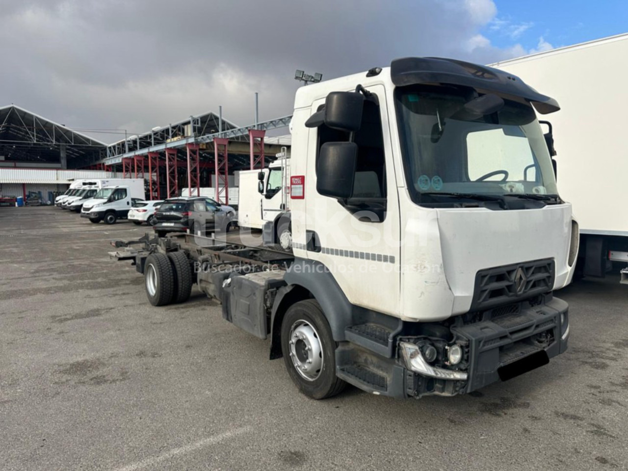 RENAULT D CHASIS CABINA - Cab chassis truck: picture 2 RENAULT D CHASIS CABINA - Cab chassis truck: picture 2