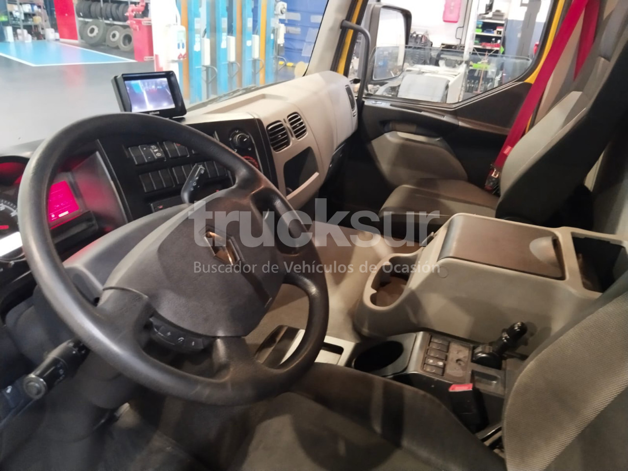 Box truck RENAULT D280.18: picture 28 Box truck RENAULT D280.18: picture 28