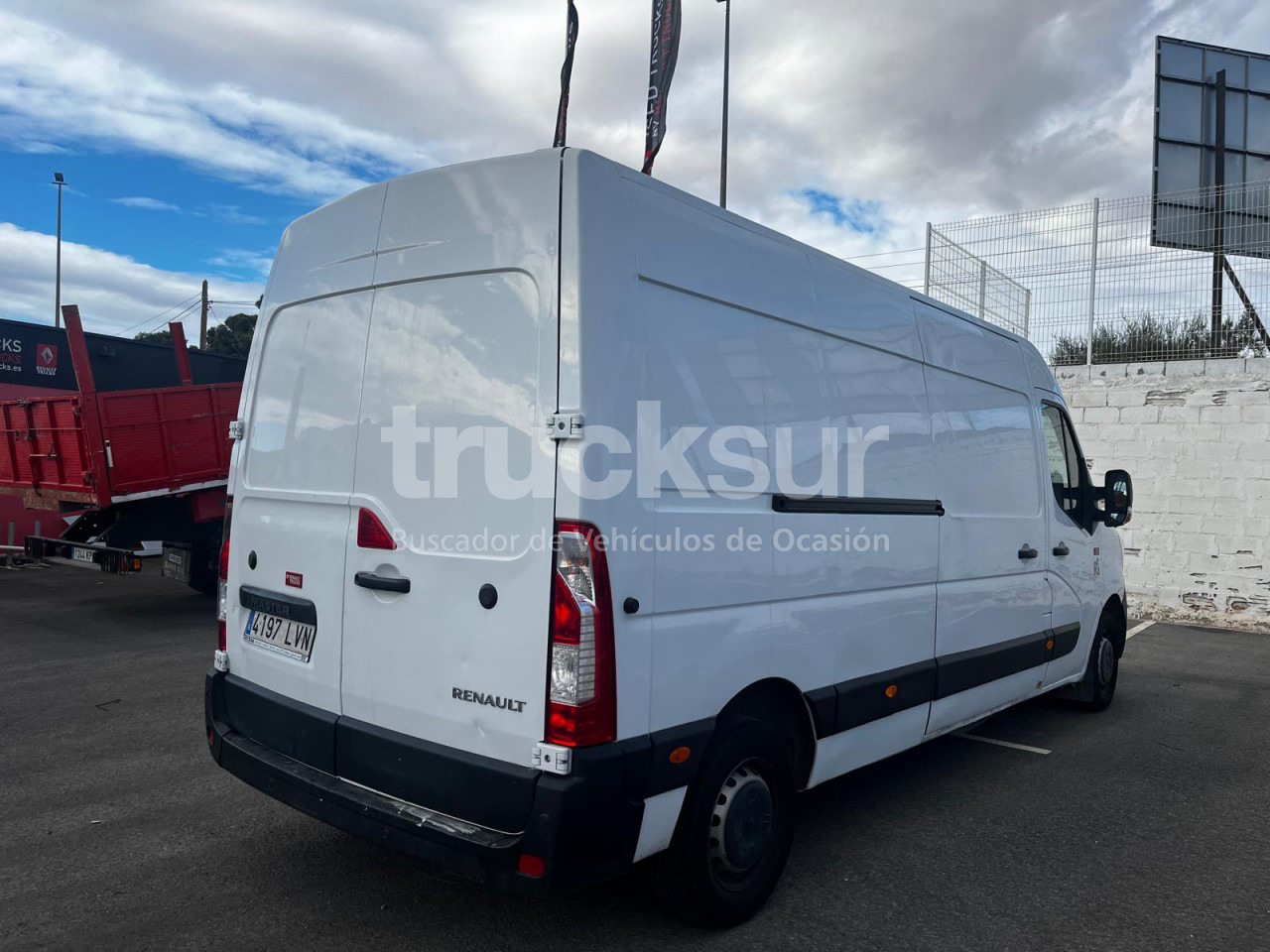 RENAULT MASTER L3H2 135.35 - Box van: picture 4 RENAULT MASTER L3H2 135.35 - Box van: picture 4