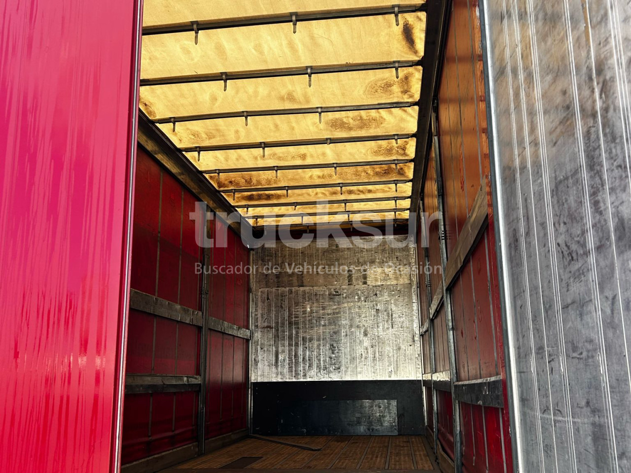 Curtainsider truck RENAULT T480 HIGH SLEEPER CAB  6X2*4 ejes 6x2*4: picture 6