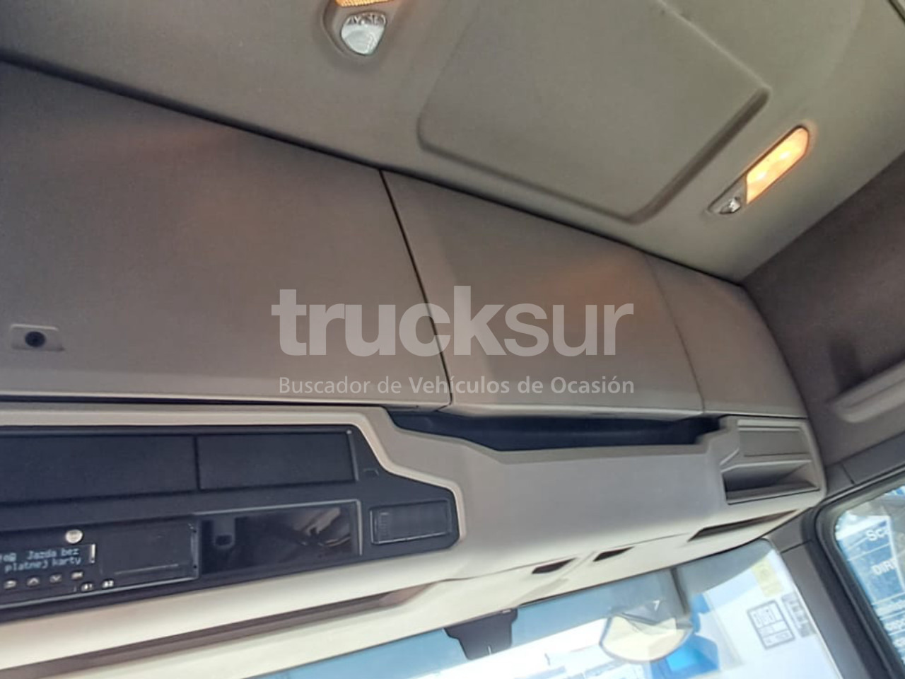 Curtainsider truck SCANIA R450.18: picture 23