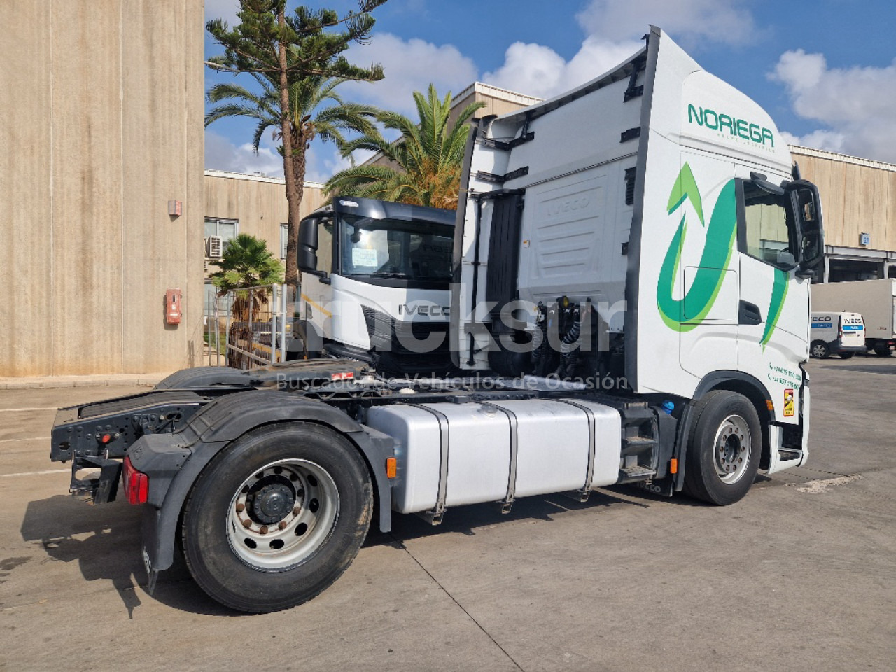 IVECO S-WAY AS440S51T/P - Tractor unit: picture 3 IVECO S-WAY AS440S51T/P - Tractor unit: picture 3