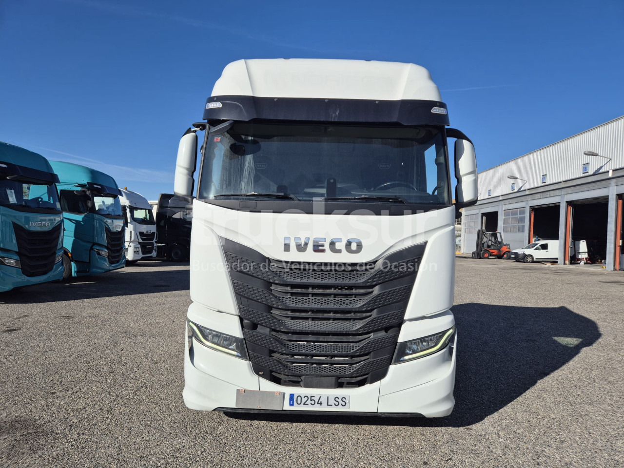 IVECO S-WAY AS440S51T/P - Tractor unit: picture 2 IVECO S-WAY AS440S51T/P - Tractor unit: picture 2