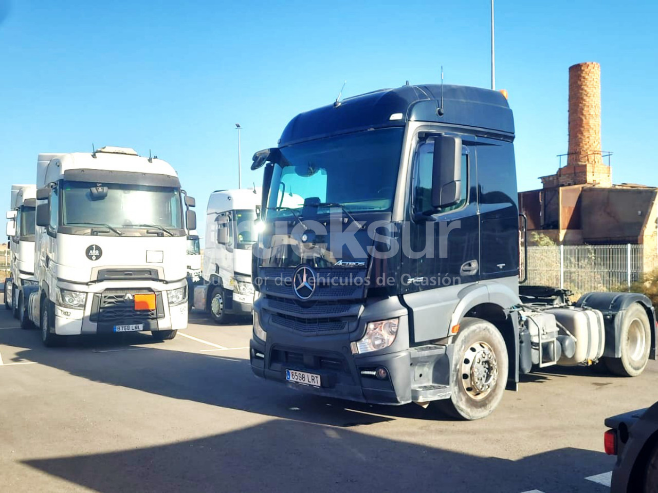 MERCEDES MERCEDES ACTROS 2143 - Tractor unit: picture 2 MERCEDES MERCEDES ACTROS 2143 - Tractor unit: picture 2