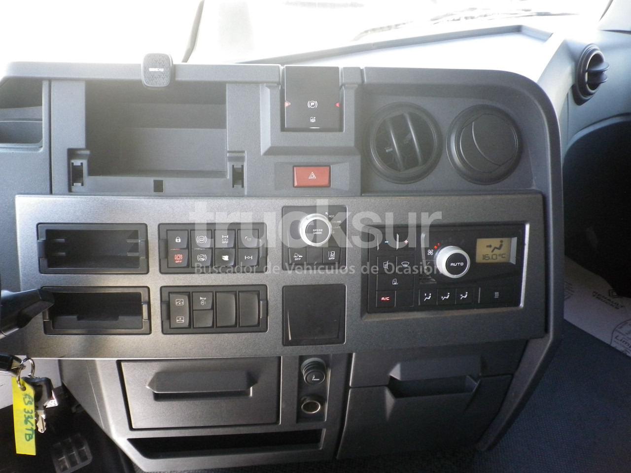 Tractor unit RENAULT T480 SLEEPER CAB: picture 9