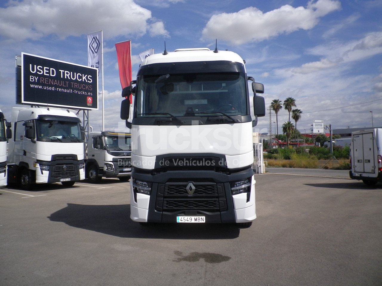 RENAULT T520 HIGH SLEEPER CAB ADR - Tractor unit: picture 4 RENAULT T520 HIGH SLEEPER CAB ADR - Tractor unit: picture 4