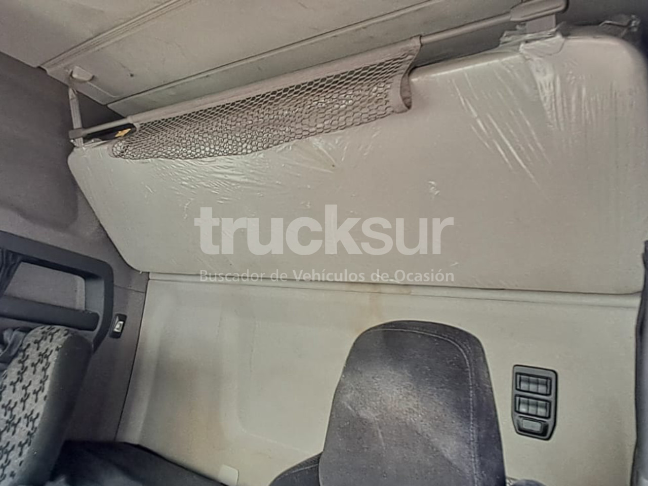 Tractor unit SCANIA R450: picture 11