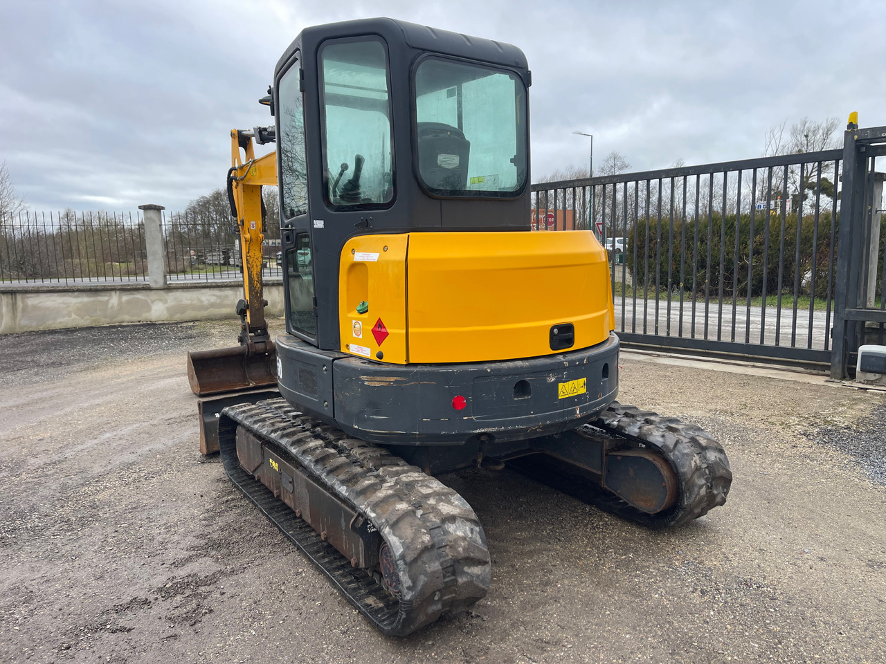 Bobcat E50 - Mini excavator: picture 3 Bobcat E50 - Mini excavator: picture 3