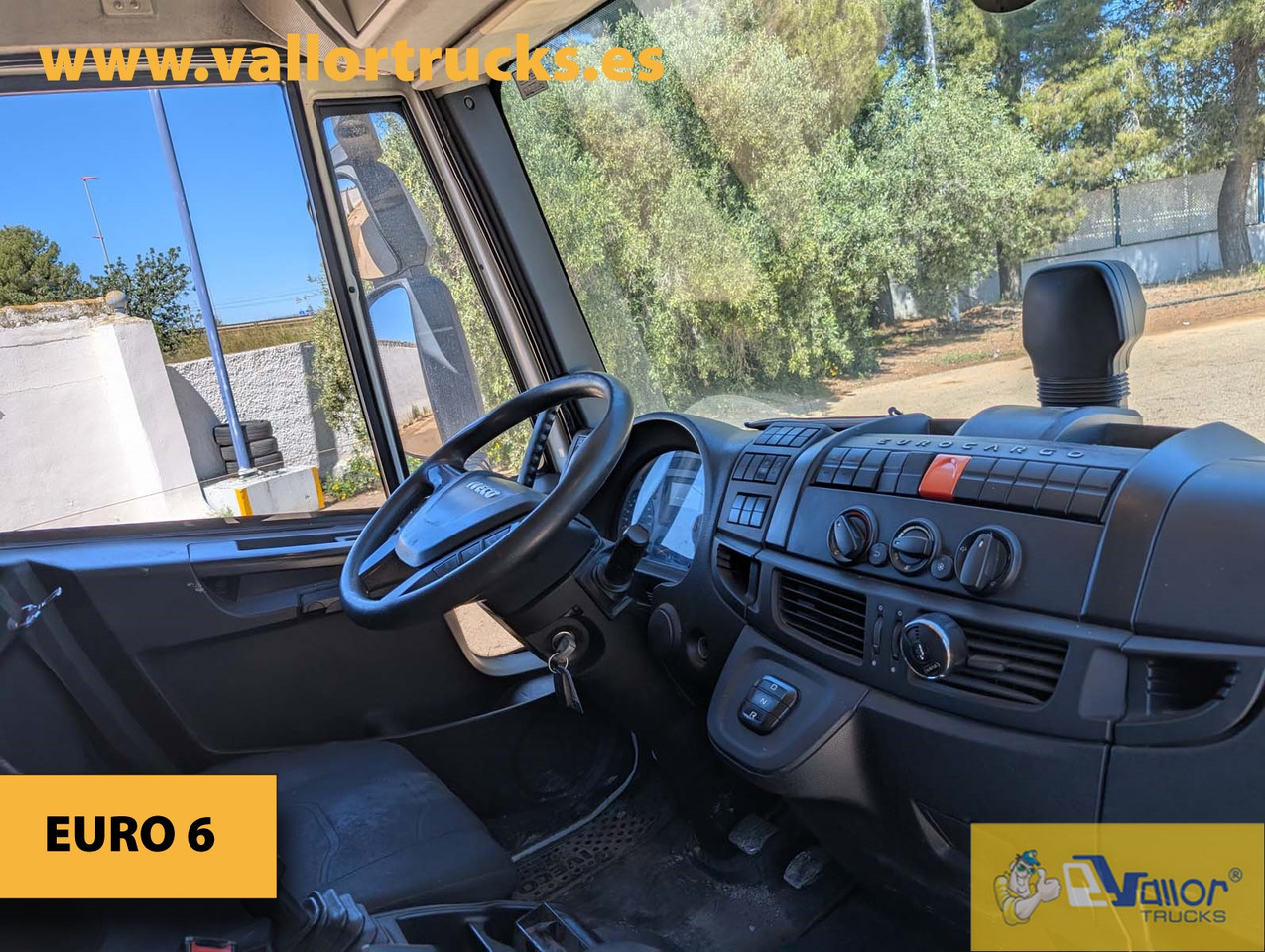 IVECO 90E220 - Box truck: picture 5 IVECO 90E220 - Box truck: picture 5