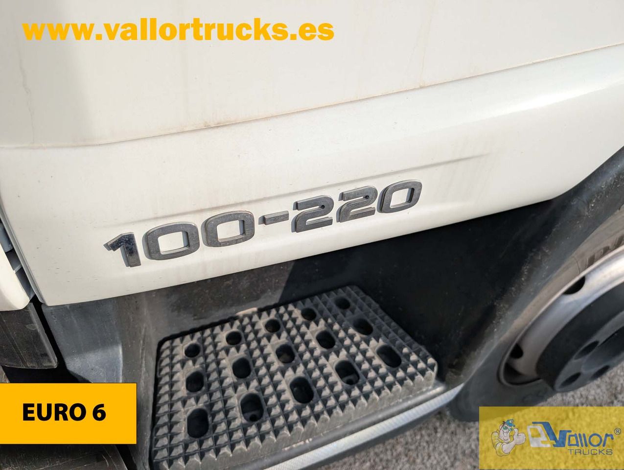 IVECO Eurocargo 100E220 - Refrigerator truck: picture 2 IVECO Eurocargo 100E220 - Refrigerator truck: picture 2