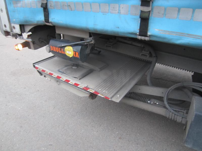 Curtainsider semi-trailer Fruehauf: picture 6 Curtainsider semi-trailer Fruehauf: picture 6