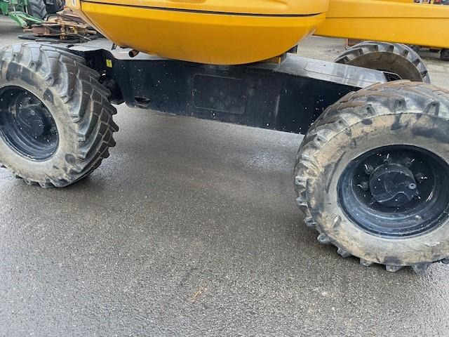 Manitou 200 ATJ - Articulated boom: picture 3 Manitou 200 ATJ - Articulated boom: picture 3