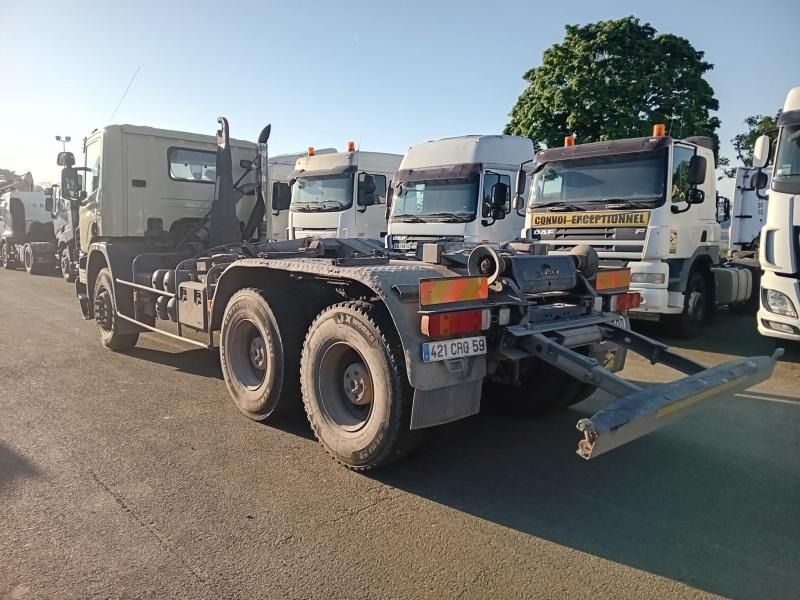Scania P 380 - Hook lift truck: picture 2 Scania P 380 - Hook lift truck: picture 2