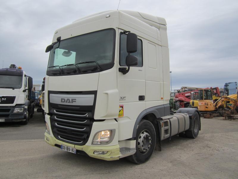 DAF XF105 460 - Tractor unit: picture 1 DAF XF105 460 - Tractor unit: picture 1
