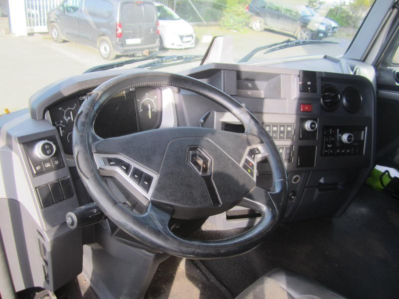 Tractor unit Renault Gamme T 460: picture 7