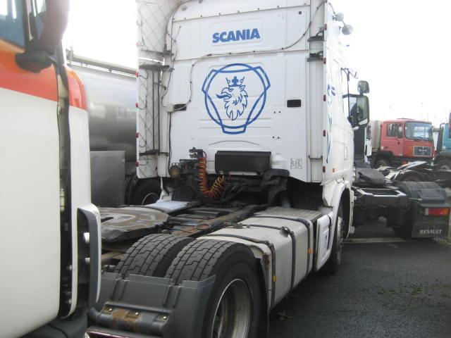 Scania L 124L420 - Tractor unit: picture 3 Scania L 124L420 - Tractor unit: picture 3