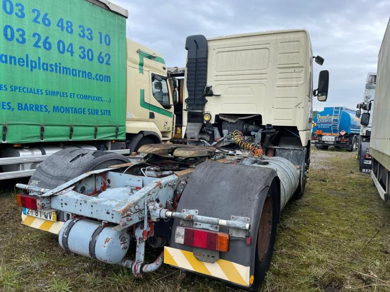 Volvo FH12 380 - Tractor unit: picture 4 Volvo FH12 380 - Tractor unit: picture 4