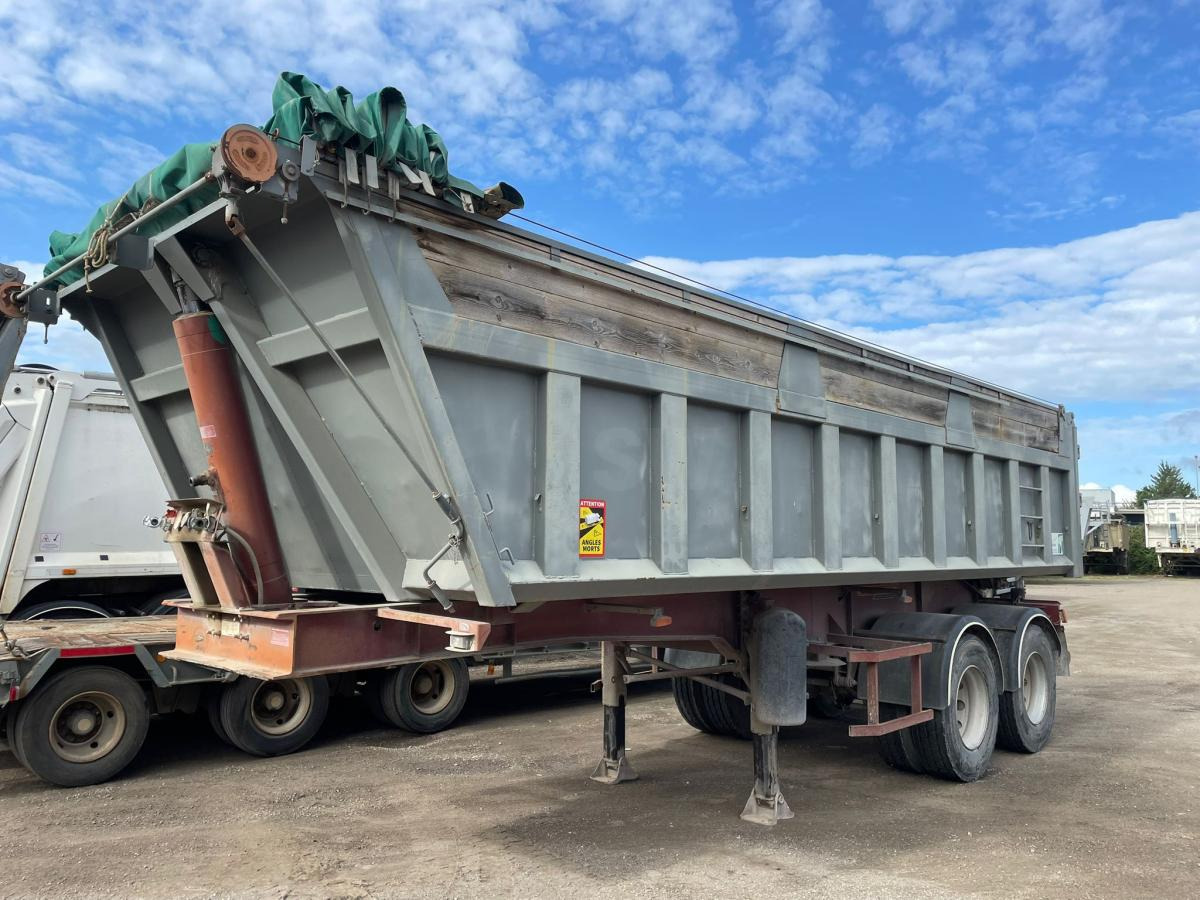Trouillet - Tipper semi-trailer: picture 2 Trouillet - Tipper semi-trailer: picture 2
